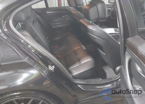 2013 BMW 528I z USA, uszkodzony, nr VIN WBAXG5C57DDY31635